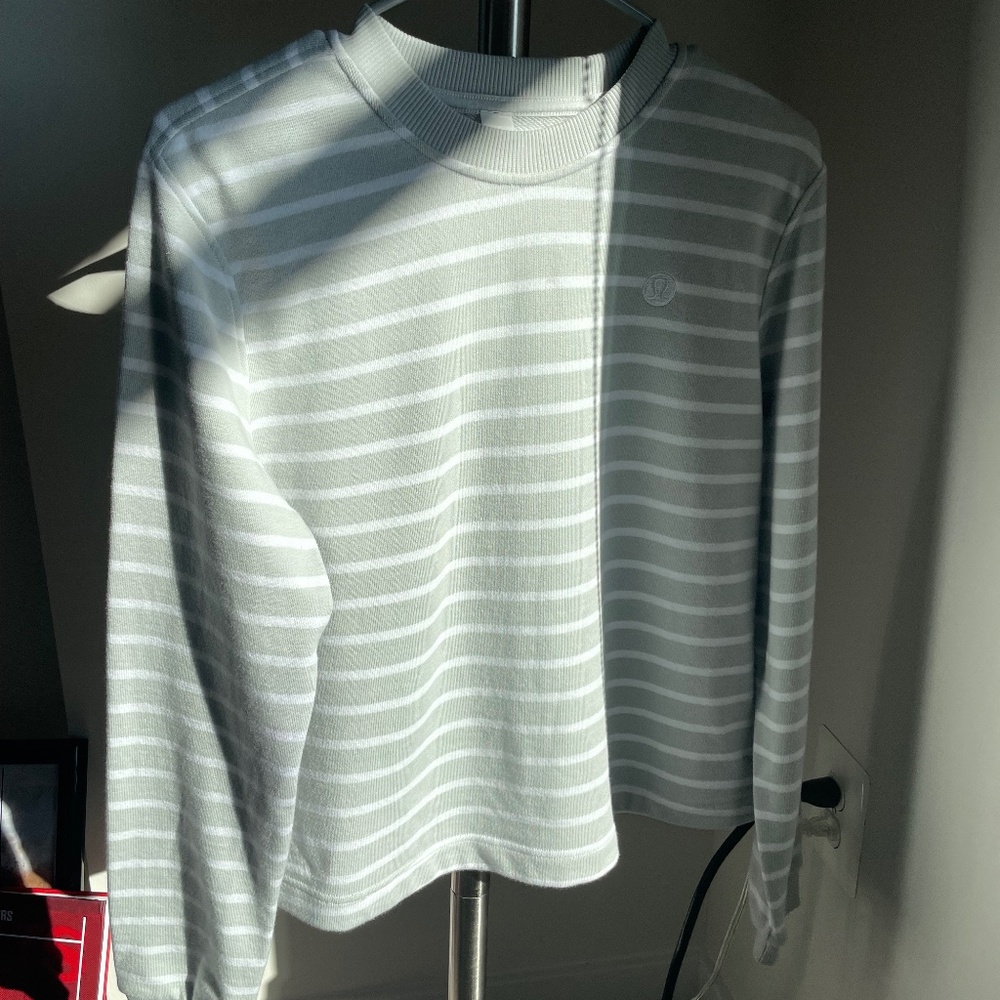 Lululemon Crewneck Pullover